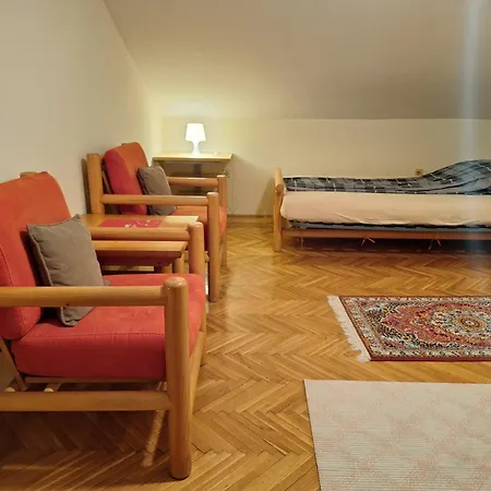 Διαμέρισμα Nobles 4**** *