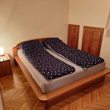 Nobles 4**** בלגרד