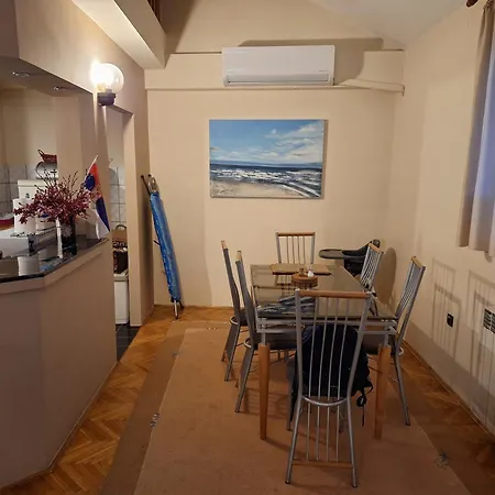 Nobles 4**** * Βελιγράδι